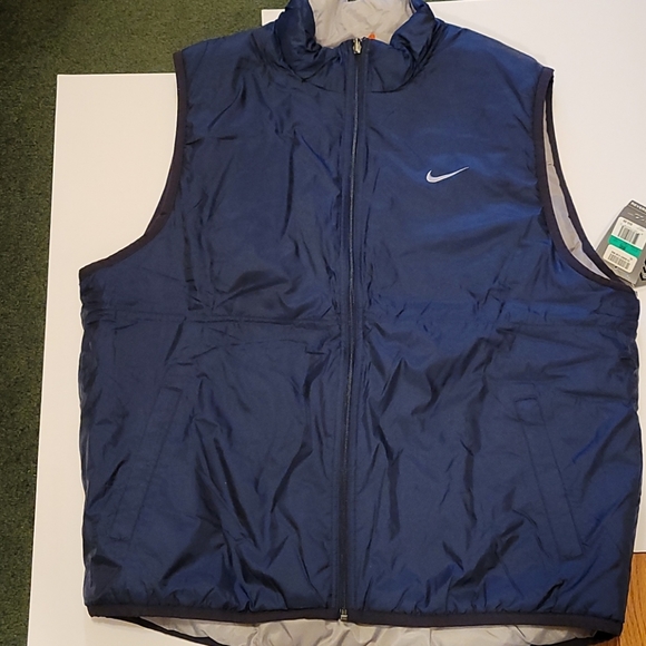 New Nike vest - Picture 1 of 3